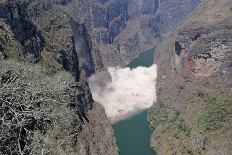 Cierran navegación en el Cañón del Sumidero por deslave