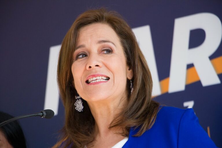 Revista olvida que Margarita Zavala operó para encubrir tragedia ABC y la nombra una de las 100 mujeres más influyentes