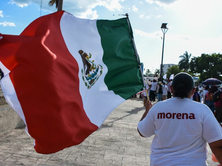 MORENA es el partido con el que más mexicanos se identifican para el 2024; Oposición valen más separados que en Alianza