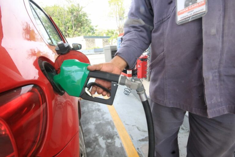 Garantiza SHCP precio estable de la gasolina en la frontera con EU