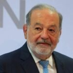 Carlos Slim y otros inversionistas buscan la compra de Banamex