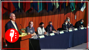 Busca Gatell desmedicalizar sistemas de salud