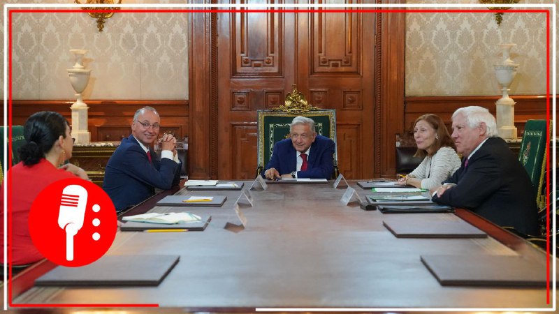 AMLO celebra reunión con director ejecutivo de Bayer; la empresa alemana tiene intenciones de invertir más en México