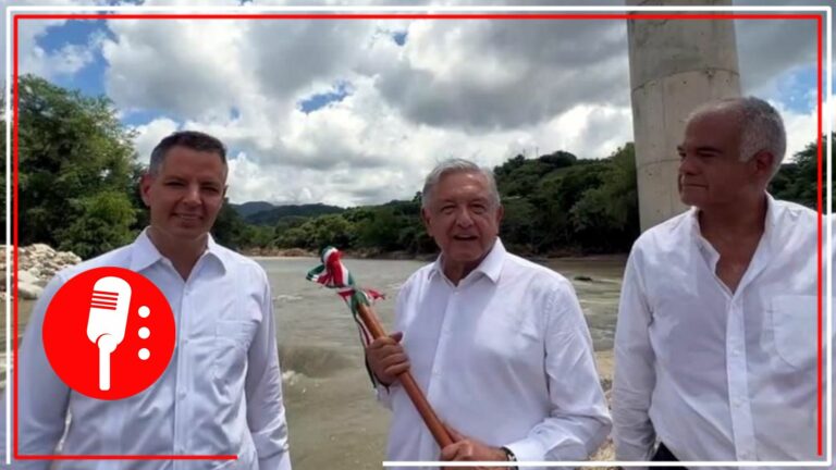 AMLO se compromete a terminar la carretera Oaxaca-Puerto Escondido, en obra desde hace 15 años