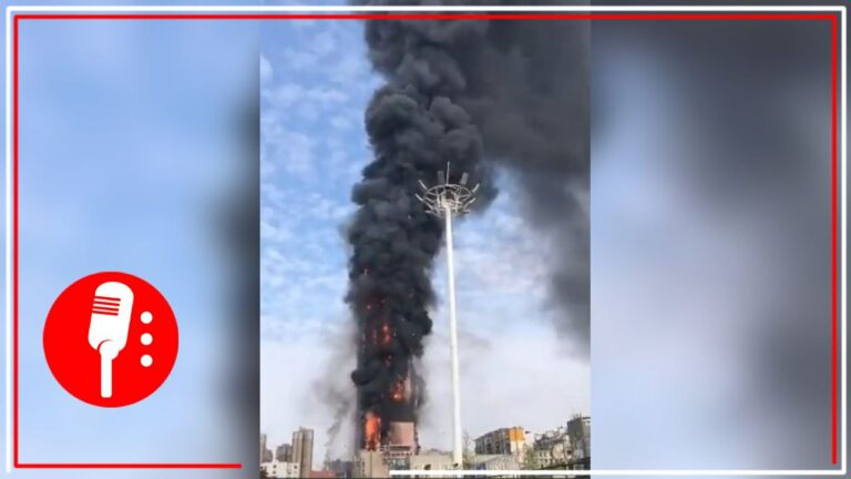 Controlan incendio en rascacielos de China Telecom; autoridades del Gigante Asiático explican que no hay víctimas