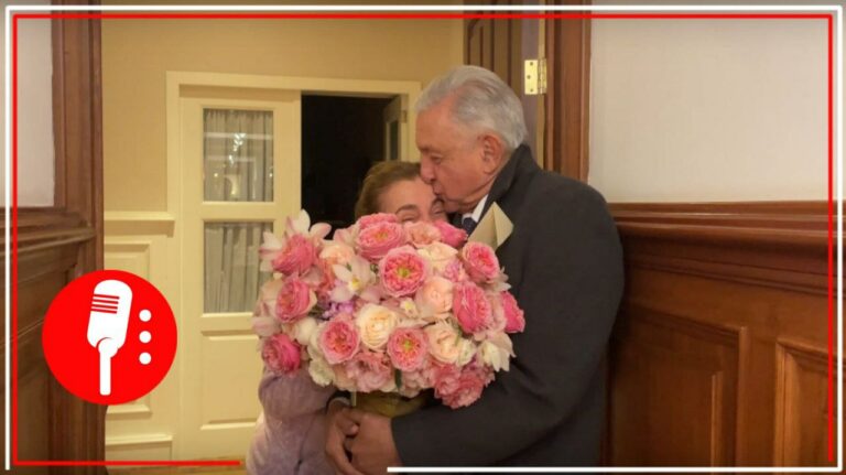Con motivo de su cumpleaños, AMLO le dedica poema de Mario Benedetti a Beatríz Gutiérrez Müller