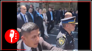 Javier Milei recorre las calles de Argentina con cientos de personas de seguridad a su alrededor (VIDEO)