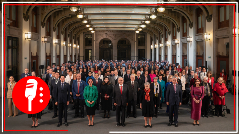 AMLO sostiene encuentro con embajadores y cónsules en Palacio Nacional
