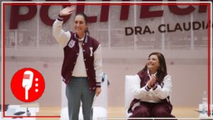 Claudia Sheinbaum es recibida con gritos de “¡presidenta, presidenta!” por estudiantes del IPN; Clara Brugada pide colaboración tecnológica para tener la ciudad más segura (VIDEO)