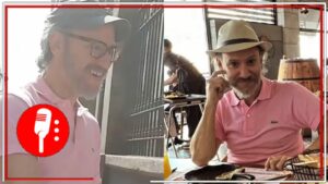 En redes indigna como conservador trata de agredir a comunicador durante la marcha rosa; en redes mencionan que el agresor ya ha violentado a simpatizantes de la 4T en el pasado (VIDEO)