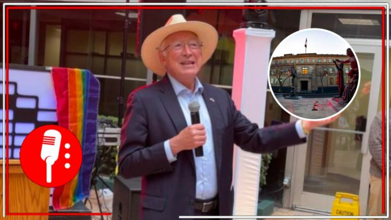 Trata de enmascarar sus intenciones injerencistas: Ken Salazar, embajador de EE.UU., insiste en entrometerse en los asuntos internos de México bajo el pretexto del &#8220;espíritu de colaboración&#8221;