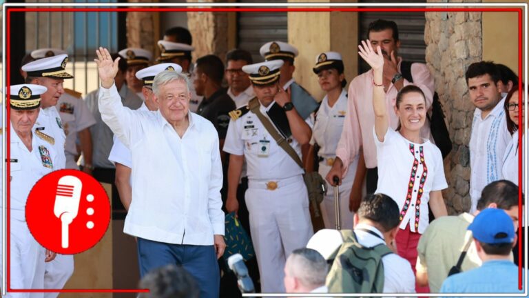 AMLO y Claudia Sheinbaum reciben muestras de cariño en su paso por Salto de Agua, Chiapas, a bordo del Tren Interoceánico (VIDEO)
