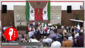 Manifestantes contra la reforma al Poder Judicial irrumpen en las instalaciones del Congreso de Yucatán  (VIDEO) 