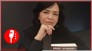 Anabel Hernández se muestra lista para cambiar de giro y sustituir a Daniel Bisogno comentando chismes de la farándula en Ventaneando