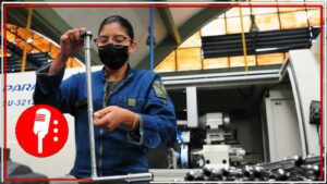 Con la 4T, la pobreza laboral sigue a la baja, mientras que cada vez más personas laboran en la formalidad