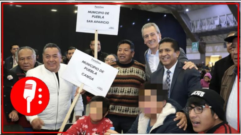 Armenta ofrece cena navideña para familias poblanas, acude el presidente municipal de Puebla, Pepe Chedraui