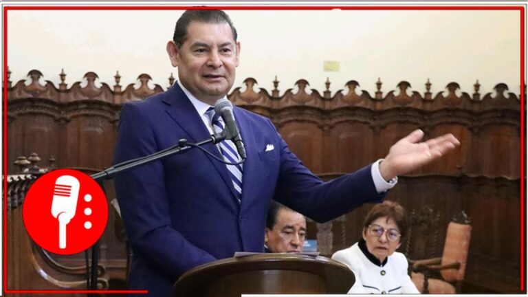 Anima Gobernador Alejandro Armenta a que universitarias y universitarios impulsen el bienestar en Puebla