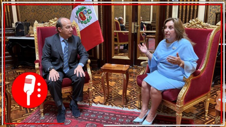 A un año de las elecciones en Perú, Dina Boluarte recibe a Felipe Calderón