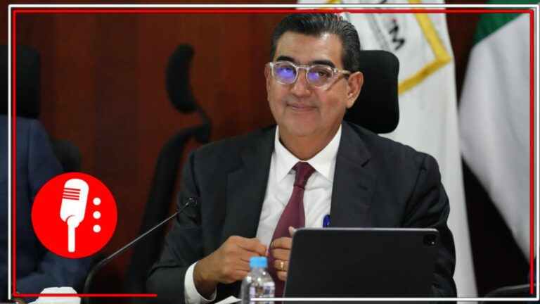 Sergio Salomón Céspedes, ex gobernador de Puebla, asume oficialmente como nuevo titular del INM