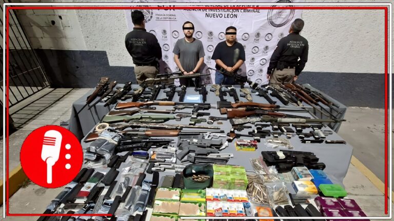 Desmantelan arsenal en Monterrey: Tres detenidos y más de 60 armas aseguradas