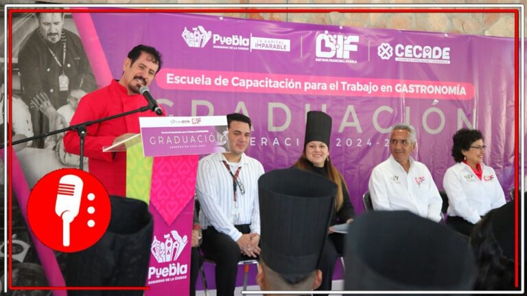 Con gran alegría, alumnos de la Escuela de Gastronomía del DIF Puebla se gradúan