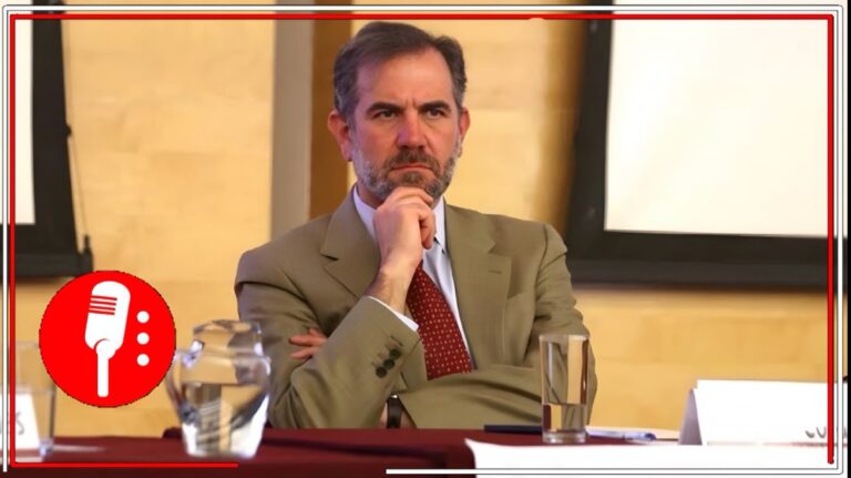 La Corte favorece a Córdova y silencia la crítica en libros de texto