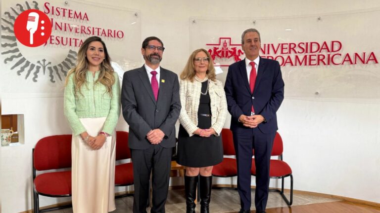 Ayuntamiento de Puebla e Ibero firman convenio para fortalecer la autonomía de las mujeres en materia económica