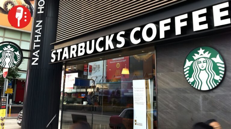 Starbucks enfrenta cambios drásticos: cierres y despidos para renacer