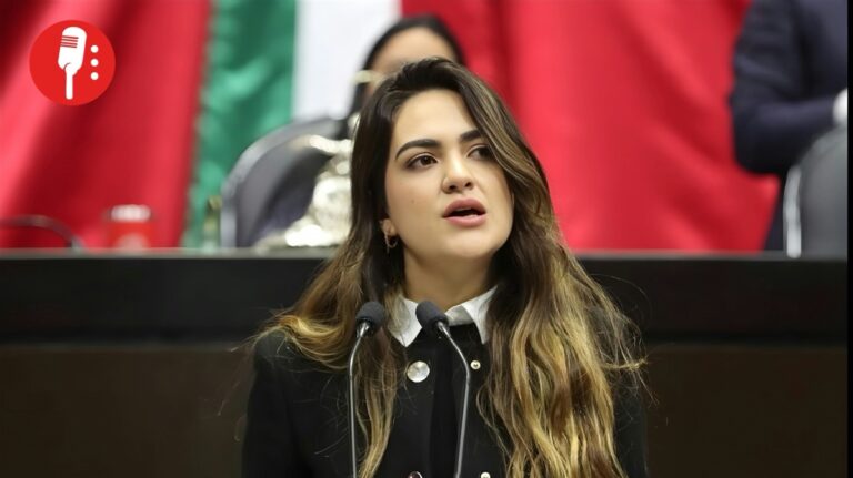 Andrea Chávez derrocha tres millones en publicidad en Facebook