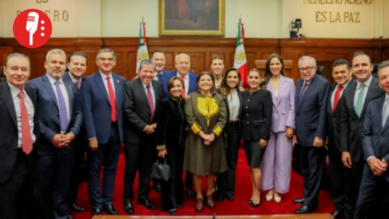 Gobernador Rocha Moya participa de los hechos históricos de este lunes en la CDMX