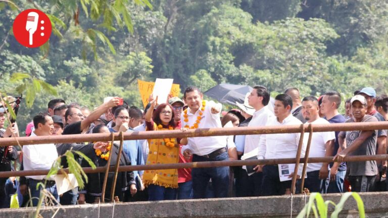 Gobierno federal y estatal de Puebla arreglarán puente principal entre Zihuateutla y Tlaola