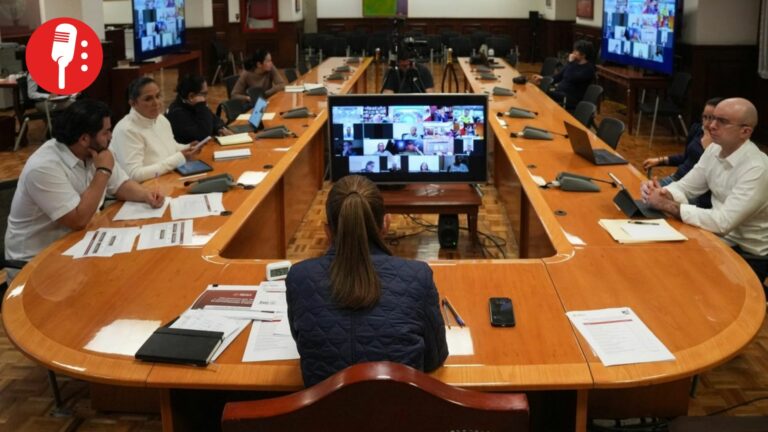 Se fortalecen puentes aéreos para comunidades aisladas por lluvias: Sheinbaum