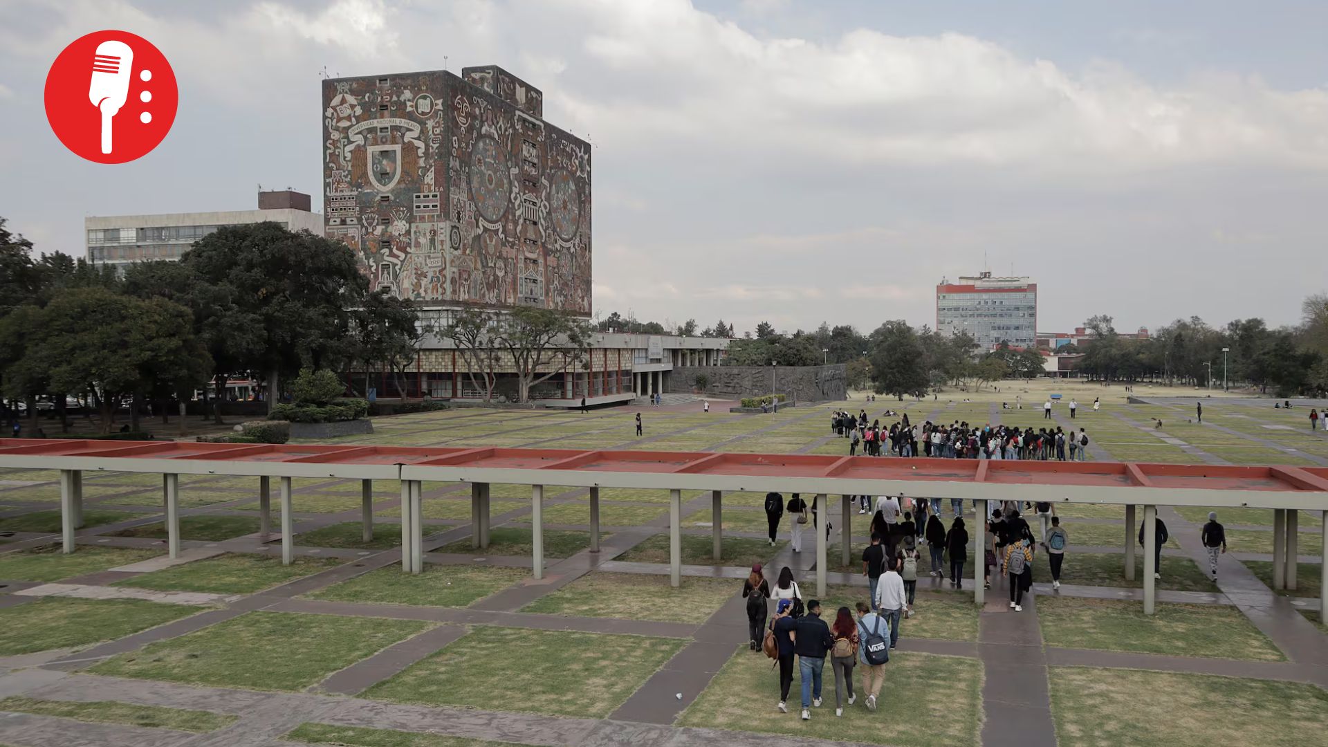 Regresan a clases seis escuelas de la UNAM tras paro por caso CCH Sur
