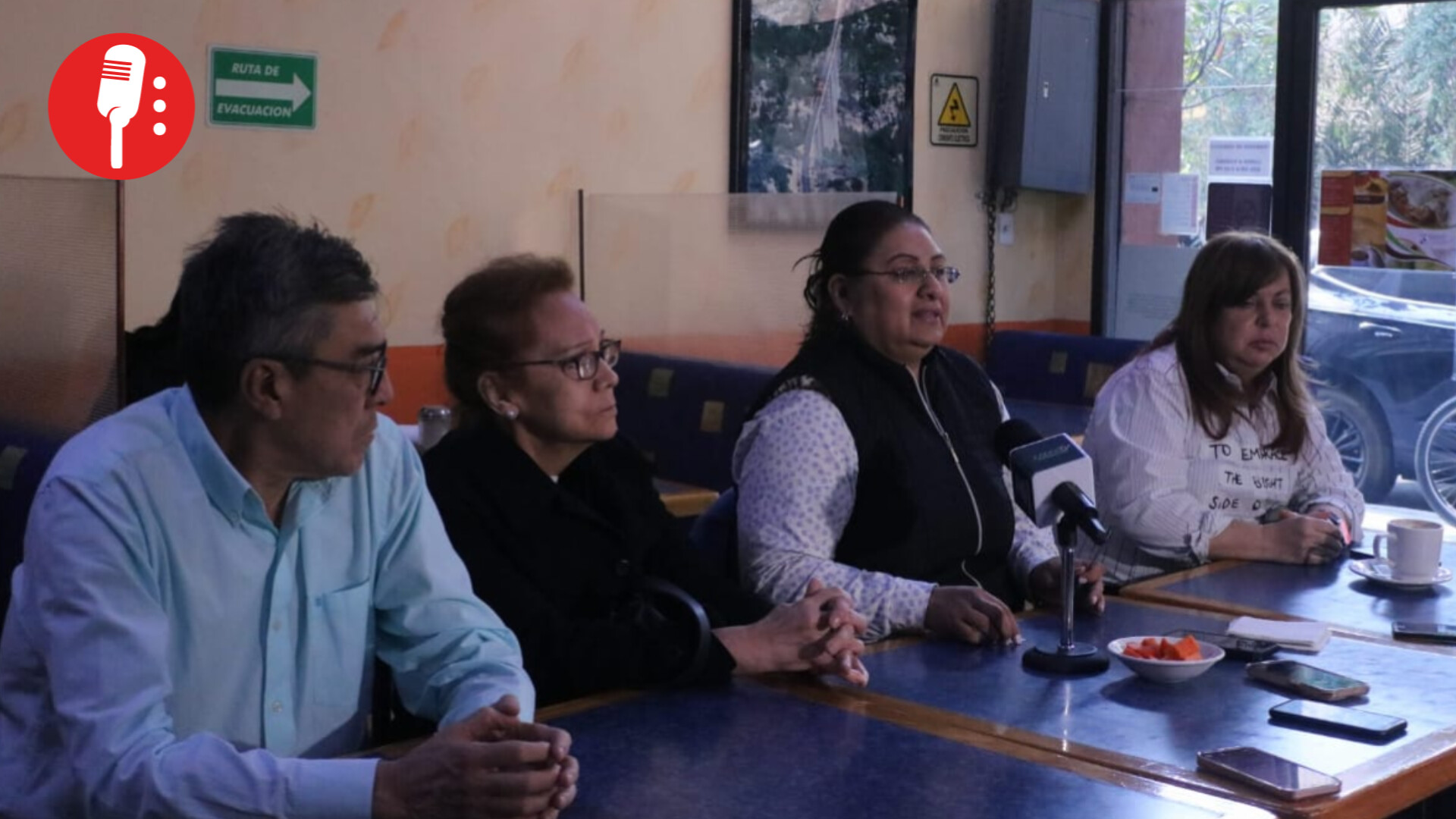 Vecinos de la Tabacalera exigen al Gobierno de la CDMX quitar Feria Navideña