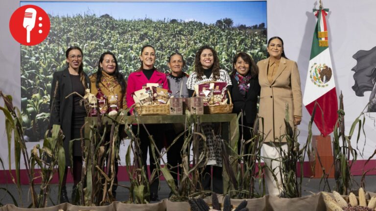 Sheinbaum anuncia programa nacional para fortalecer producción de maíz nativo