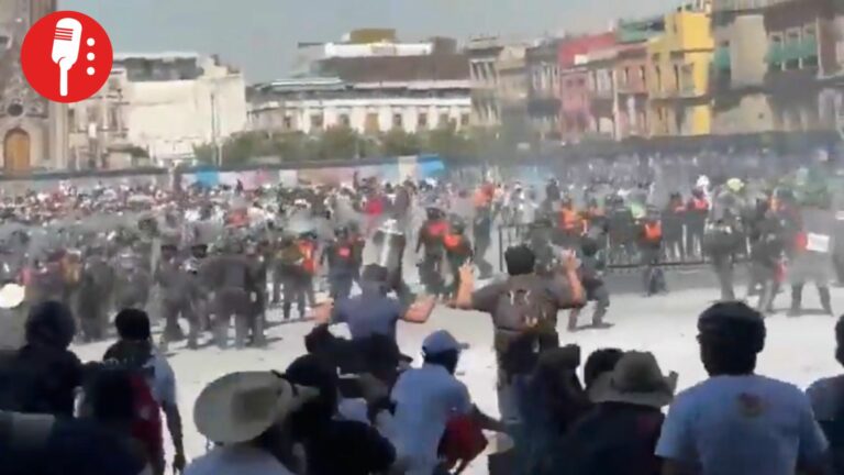 Bloque negro derriba vallas y agrede a policías en Palacio Nacional; prianistas los bendicen