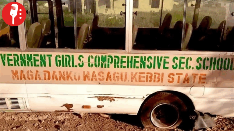 Secuestran a 25 alumnas durante ataque armado en escuela de Nigeria