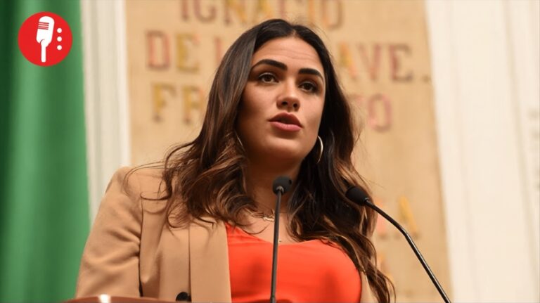 Alessandra Rojo enfrenta críticas y acusaciones en el Congreso de la CDMX
