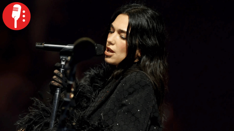 Dua Lipa sorprende al público mexicano al interpretar “Bésame mucho”