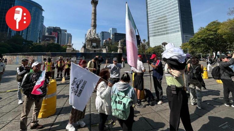 Marcha de la “Generación Z” vuelve a quedarse corta en CDMX; apenas reúne a unos 120 asistentes