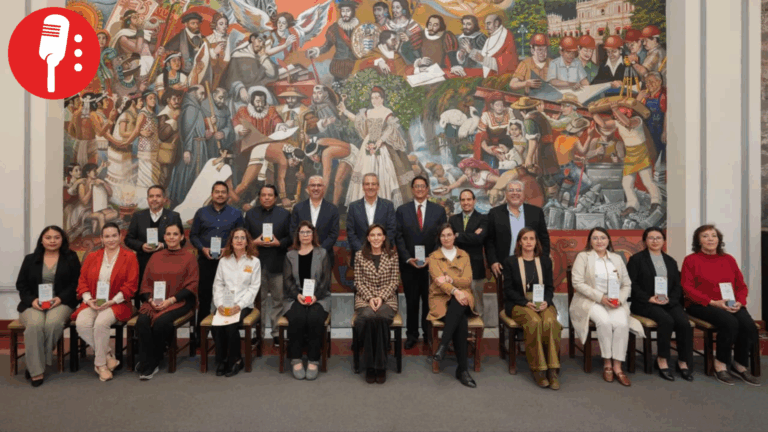 Gobierno de Puebla reconoce a 15 organizaciones civiles por su transparencia y compromiso social