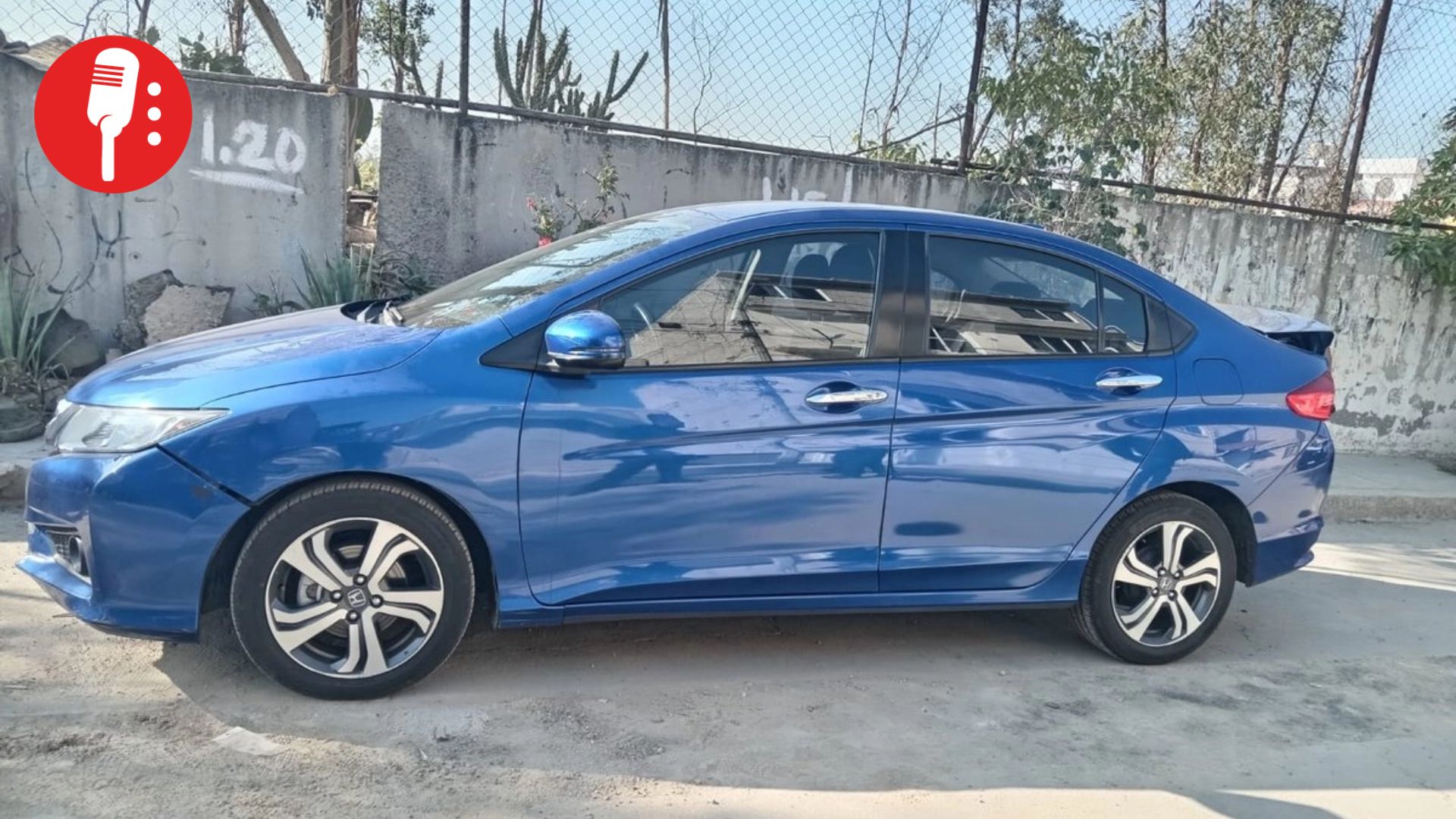 Localizan en Neza auto implicado en muerte de motociclista arrastrado en Iztapalapa