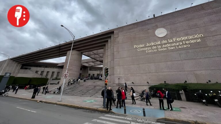 Jueza federal suspendida por agresiones a compañera de trabajo
