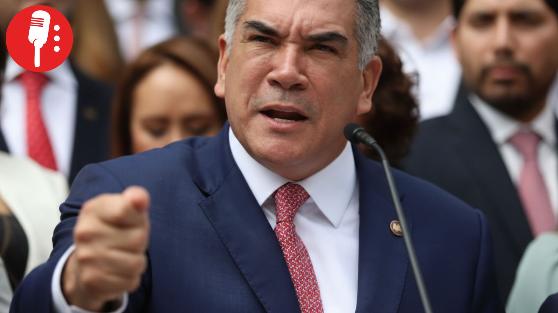 Alito Moreno recicla señalamientos y evita responder cuestionamientos en su contra tras salida de Adán Augusto