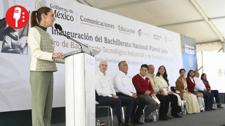 Sheinbaum impulsa ajuste al bachillerato y promete simplificar planes de estudio