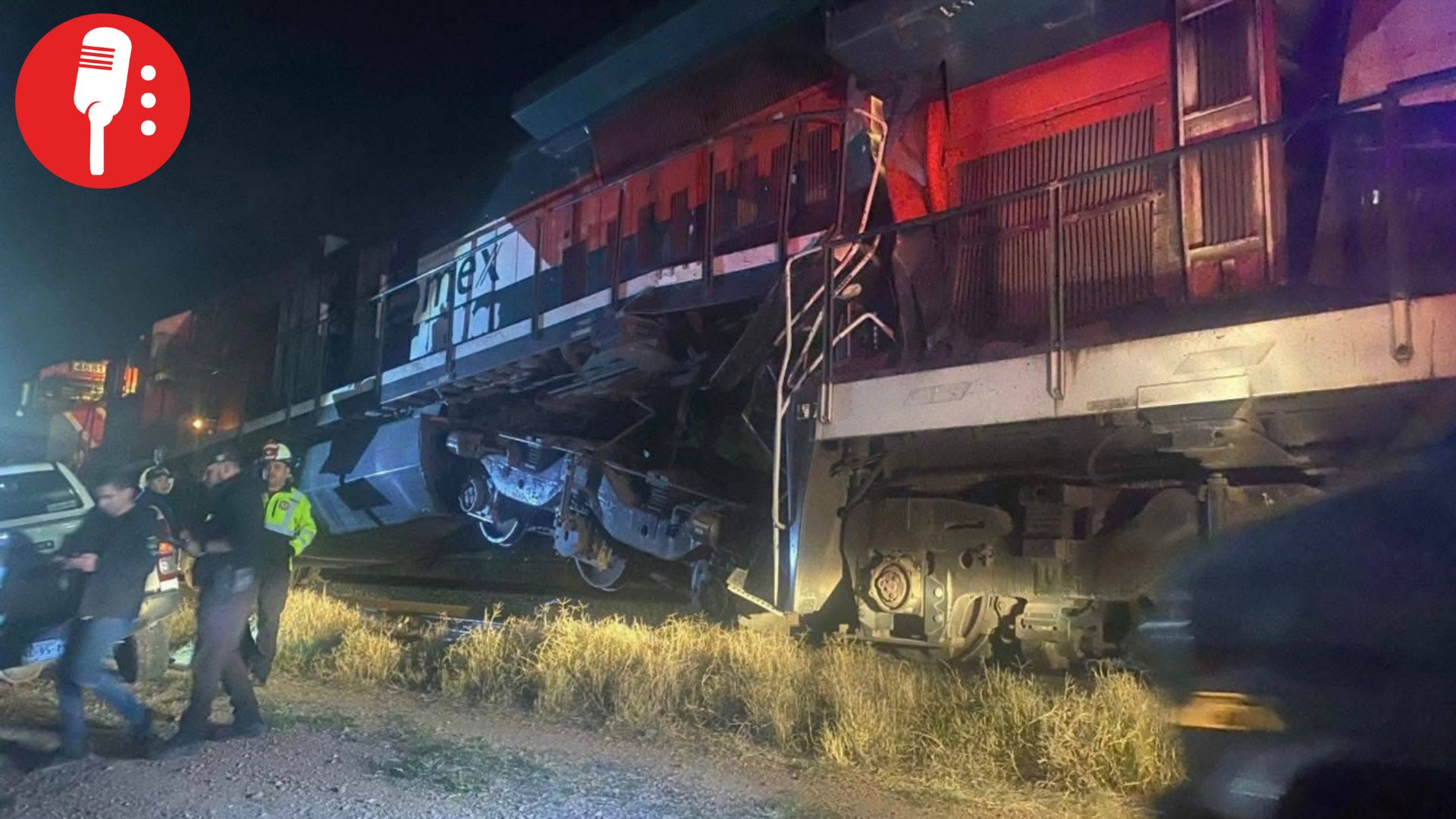 Choque frontal de trenes en Nogales deja lesionados y activa operativo de emergencia
