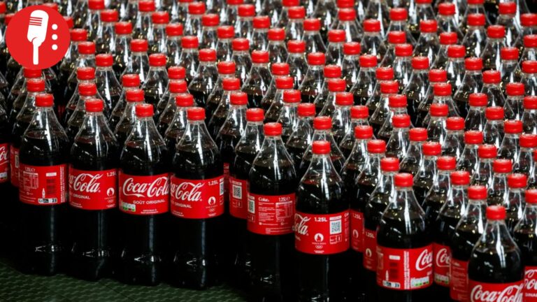 Piden retirar anuncio de Coca Cola por infringir la ley