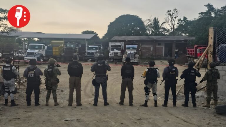 Aseguran bodega con vehículos del crimen organizado en Chiapas