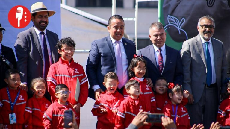 “Me Late Mi Uniforme”: apoyo sin distinciones a 130 mil estudiantes de GAM