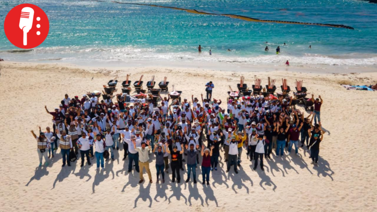 Playa del Carmen entrega herramientas y uniformes para reforzar combate al sargazo 